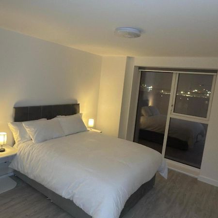 Serenity Waterfront 2 Bed Apartment Northfleet Exterior photo
