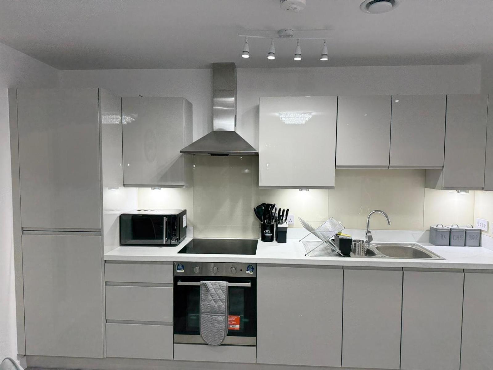 Serenity Waterfront 2 Bed Apartment Northfleet Exterior photo