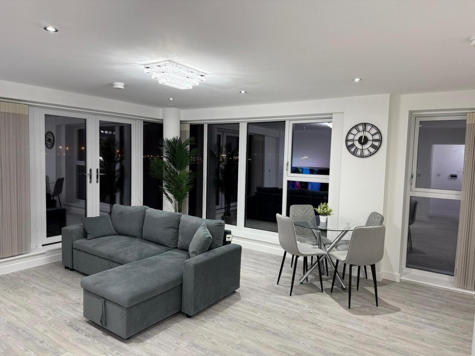 Serenity Waterfront 2 Bed Apartment Northfleet Exterior photo