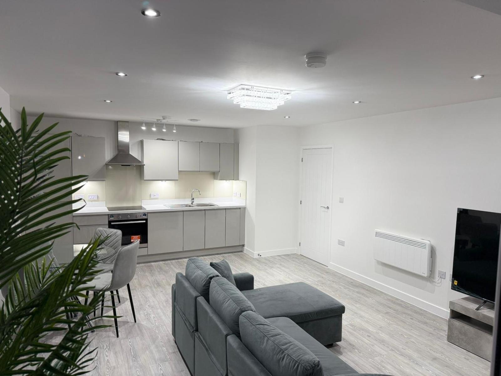 Serenity Waterfront 2 Bed Apartment Northfleet Exterior photo